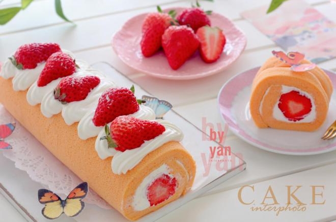 草莓酸奶蛋糕卷