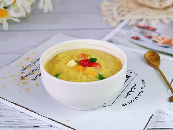 蛋白小米水果粥