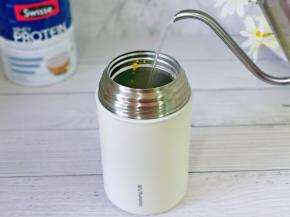 再次注入100度沸水。(一定要沸水哈)