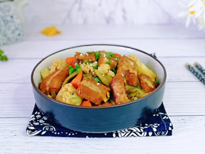 时蔬豆角炖排骨