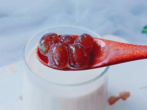 珍珠粒粒晶莹剔透！