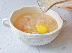 倒入碗里，看看这拉丝效果，一个字赞！