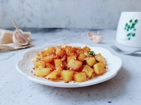 香辣焦酥，营养美味，既是下饭菜也是饭后小零食。