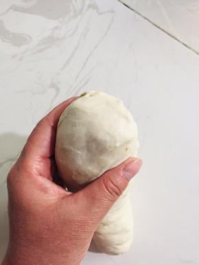 把侧面和收口出捏实！