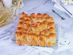 简单又好吃的小面包。