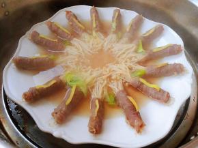 蒸好打开锅盖满屋飘香