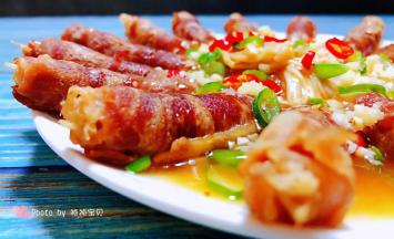 肥牛的香浓混搭着金针菇的鲜嫩入口就是唇齿留香回味无穷