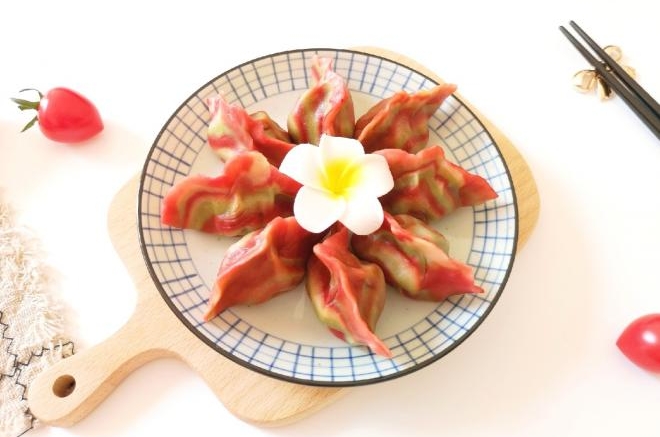 彩色饺子