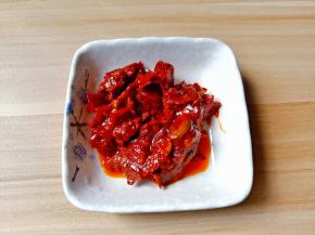 郫县豆瓣酱加了羊膻味会少好多。