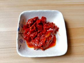 郫县豆瓣酱加了羊膻味会少好多。