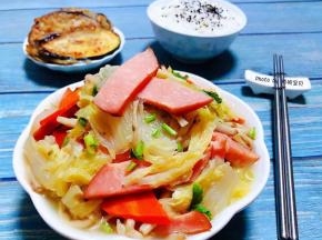 搭配一碗米饭和茄盒就是香到爆噢