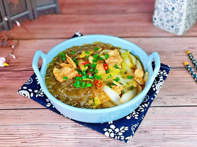 猪肉白菜炖粉条