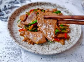 家庭版小炒猪肝，开胃又下饭。