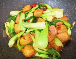 翻炒均匀关火出锅。