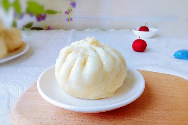 荠菜肉馅大包子
