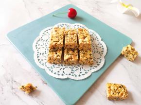 没有晾凉就忍不住吃了几块。