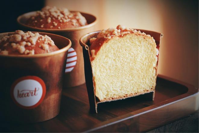 便于携带颜值高的杏仁酥粒南瓜杯子面包