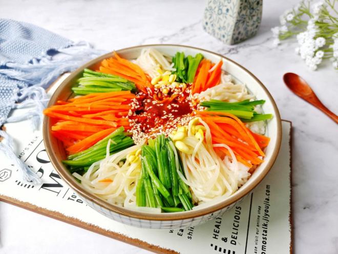 简易版韩国拌饭