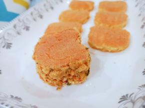 另一片也同样操作再盖在一起。