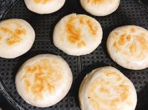 烙至两面金黄色即可！