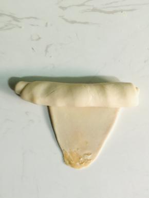 从上往下卷起来！