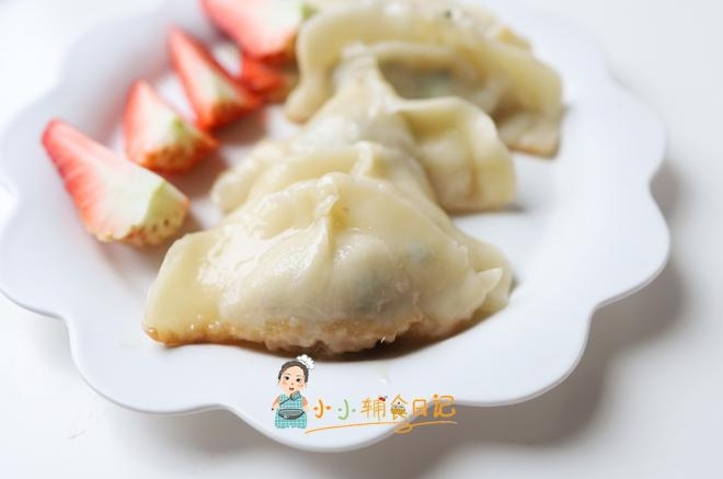 10个月以上辅食白菜猪肉馅饺子