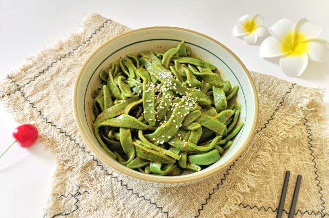 驴蹄子菠菜面