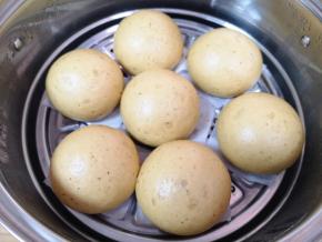 红枣红糖大馒头出锅了。