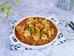 再撒上葱花，淋上热油即可食用。