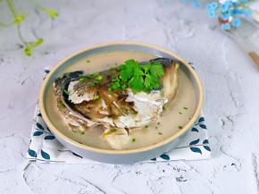 汤汁浓郁，不腥不腻。