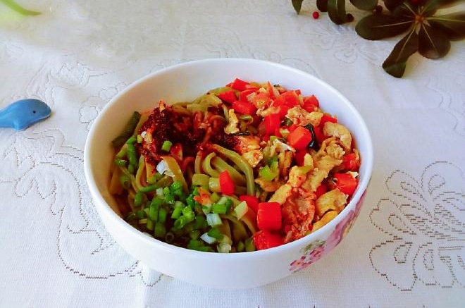 春食野菜香～翡翠茵陈面