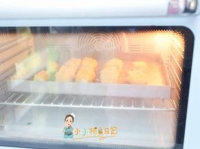 烤箱预热175度烤15分钟即可，也可以油炸