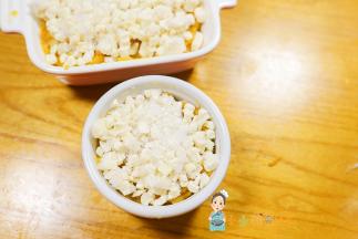 上面撒马苏里拉芝士