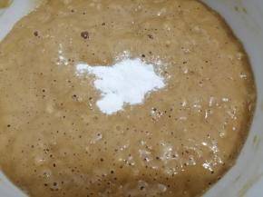 然后放入泡打粉