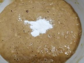 然后放入泡打粉