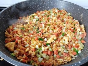 翻炒均匀就可以关火享用了！