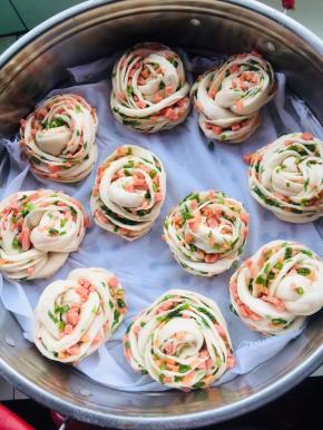 依次做好所有的花卷儿！