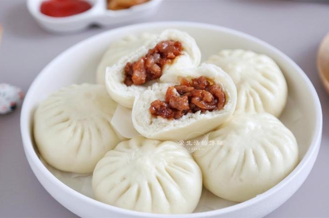 蜜汁叉烧包