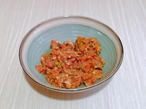 取出放入碗中。