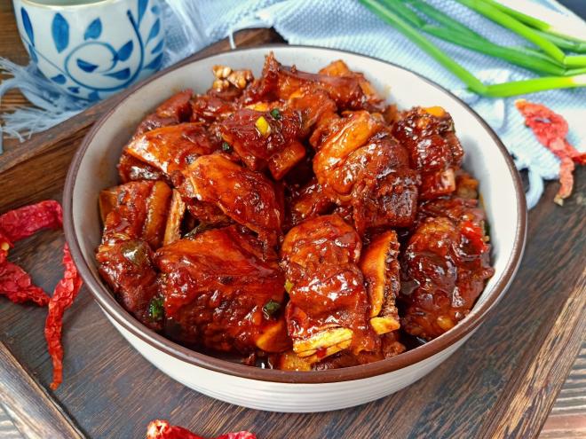 红烧酱牛排