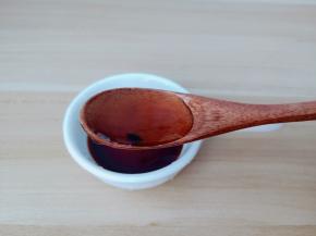 再加上两勺醋。