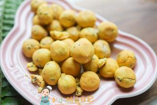 烘烤时间根据圆球的大小自己调整