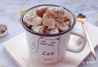 筛上可可粉即可