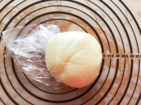 揉均匀放入冰箱冷藏半小时