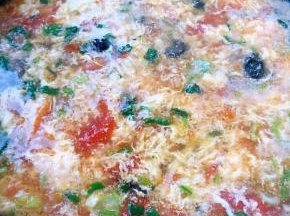 最后撒上葱花和香菜提鲜即可出锅享用