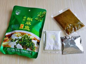 买的这种椒麻鱼调料，无需过多调味，配了油料包，腌料包，调料包，制作椒麻鱼很方便。