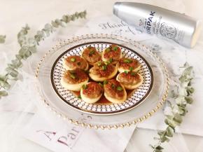 煮至收汁后盛出装盘，撒上葱花就可以开动啦！