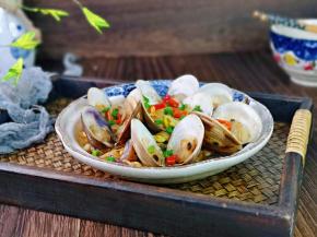 简单快手小炒。