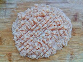 剁成肉末。