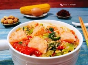 搭配玉米、小菜和坚果一起吃真是标配早餐